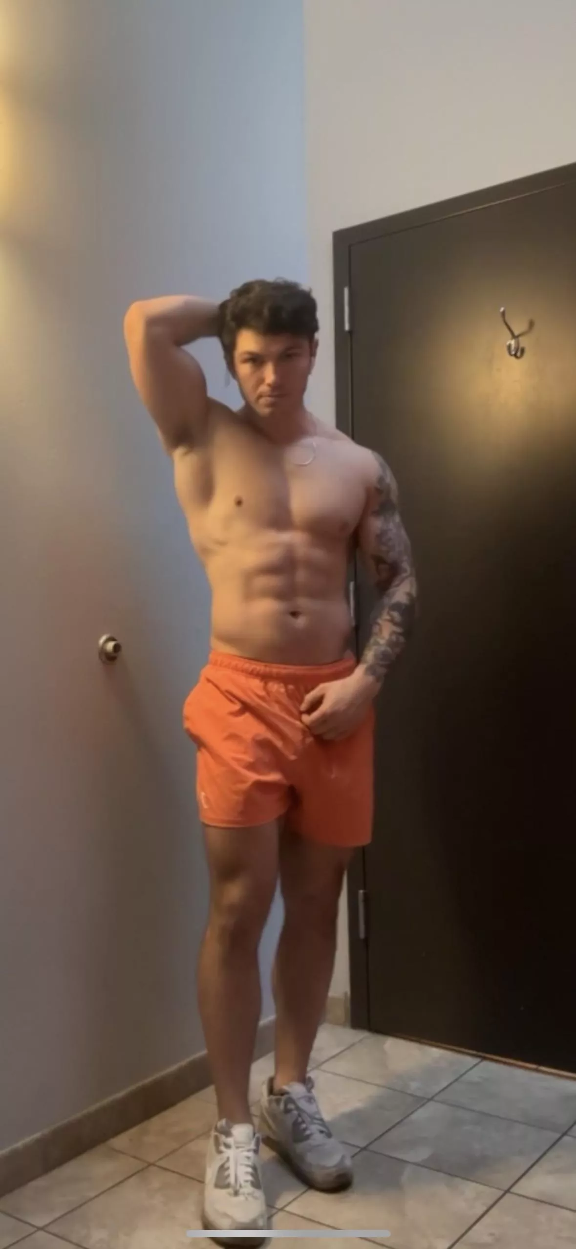 Check out the pit posted by Schimmsky