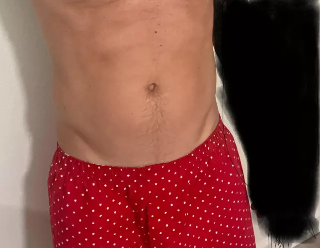 Checking out the women of reddit in my boxers by Truebluesky1981