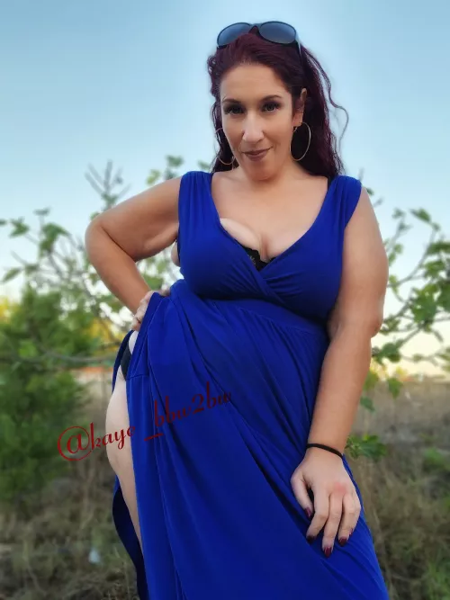 Do you love blue like I do? by Kaye_bbw
