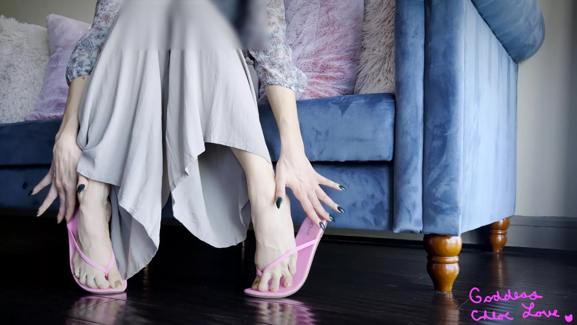 [F] get ready to worship these feet beta posted by Goddess_ChloeLove