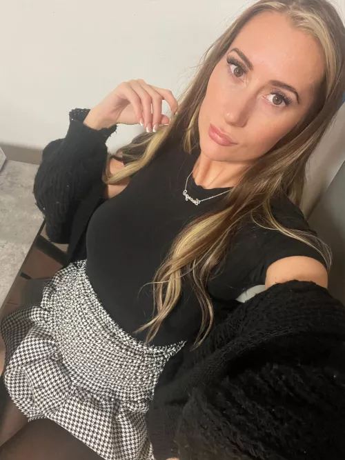 Fashion is about expressing yourself, and today, I'm feeling bold and beautiful. 💖👗 #StyleStatement by YumMumChloe