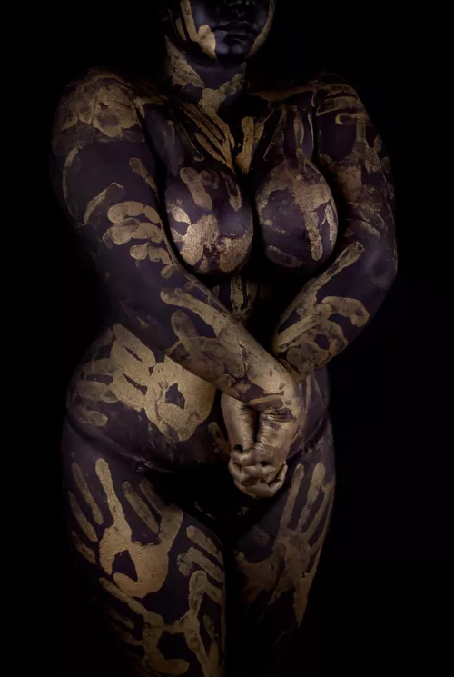 Feeling like a statue by [deleted]