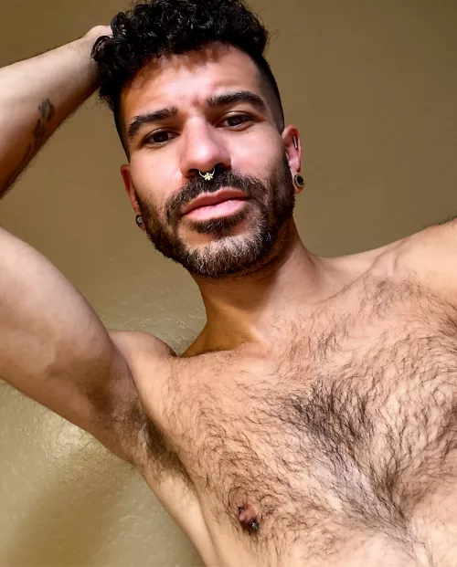 feeling myself 💅🏽 by linosfxxx