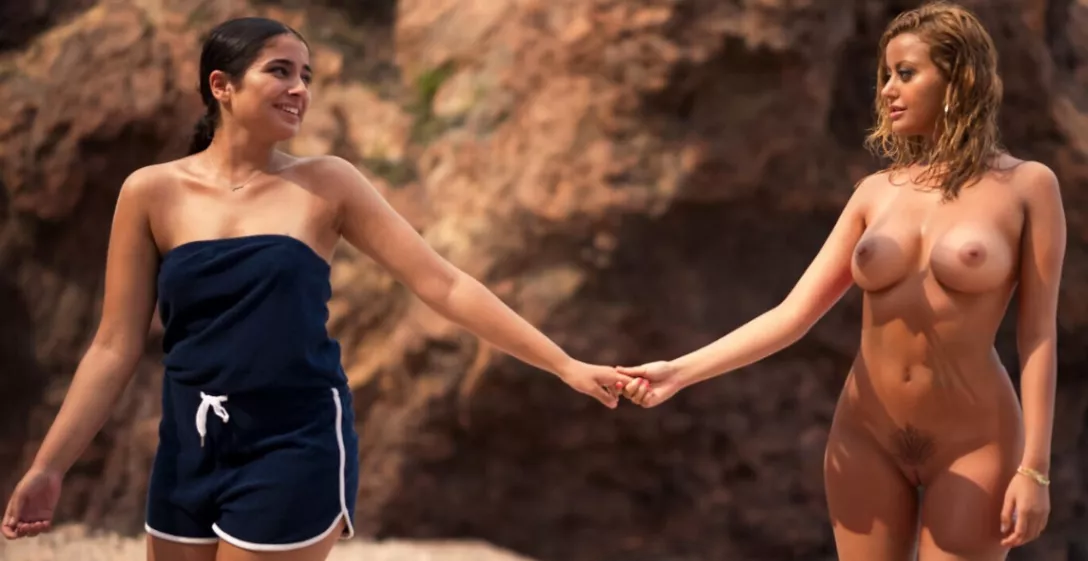 Friends holding hands posted by Comfortable_Coffee19