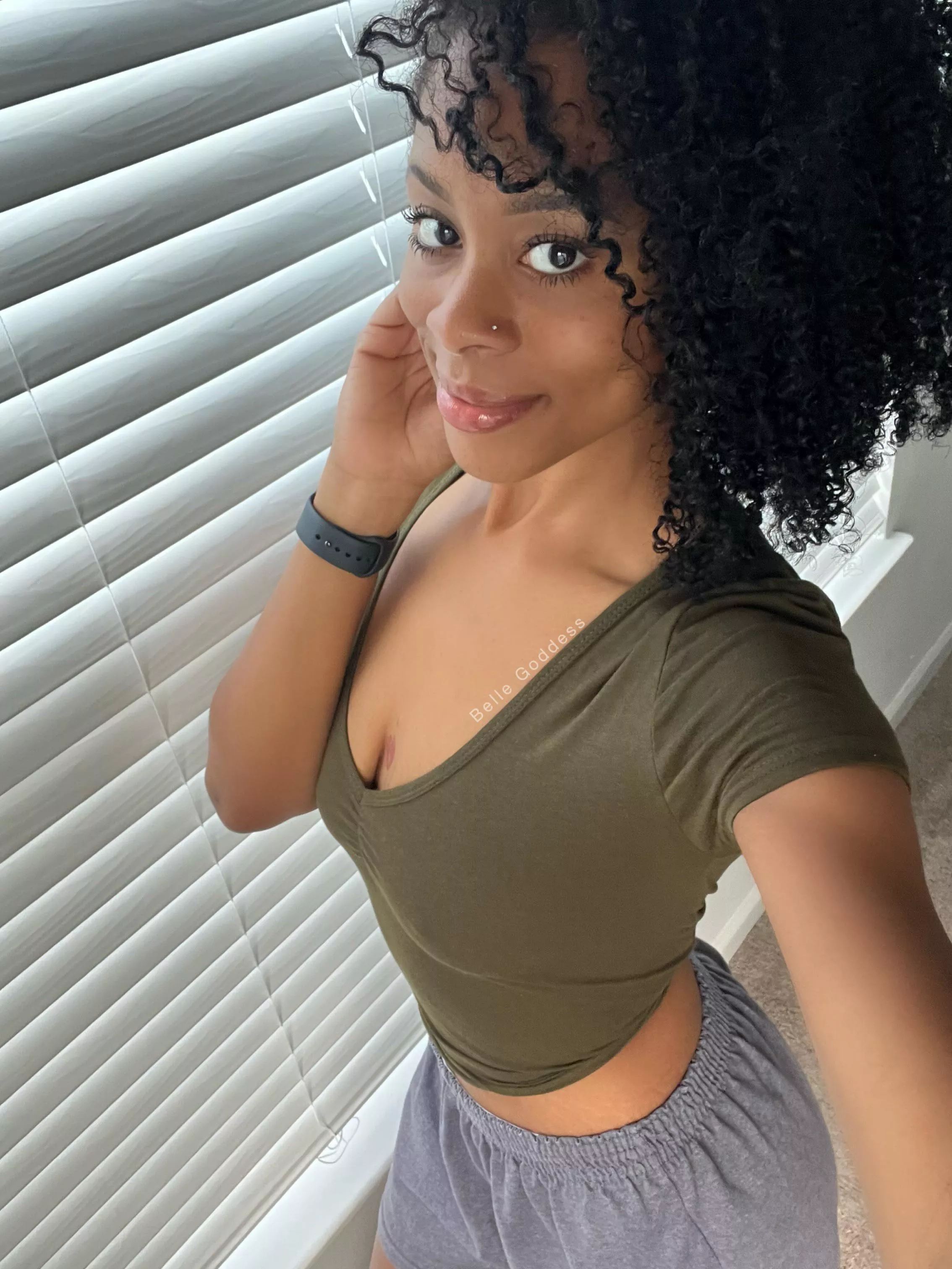 Good morning babe posted by bellegoddesss