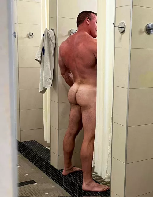 Gym shower daddy by hairyfatso2