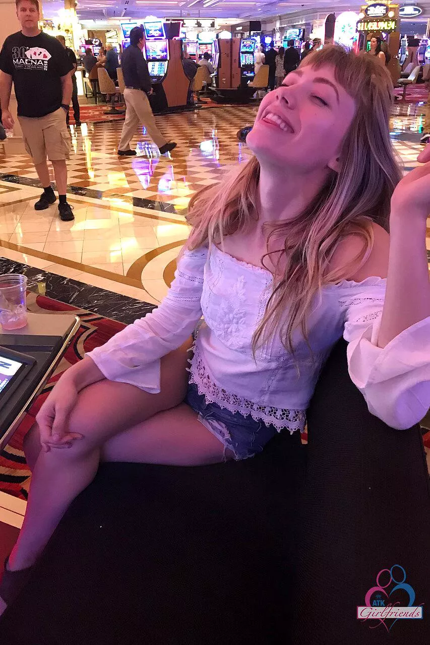 Hanging out in Vegas posted by SarasCaptions