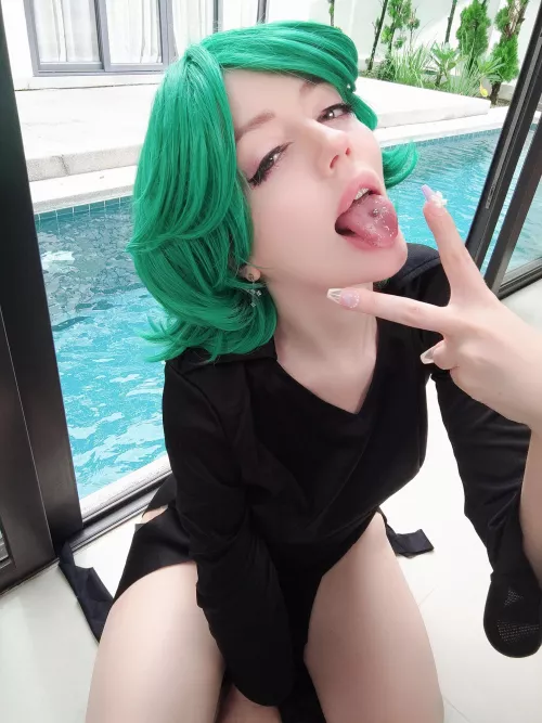 Hey, I think it's too hot here, cool off in the pool, honey by aldorachan