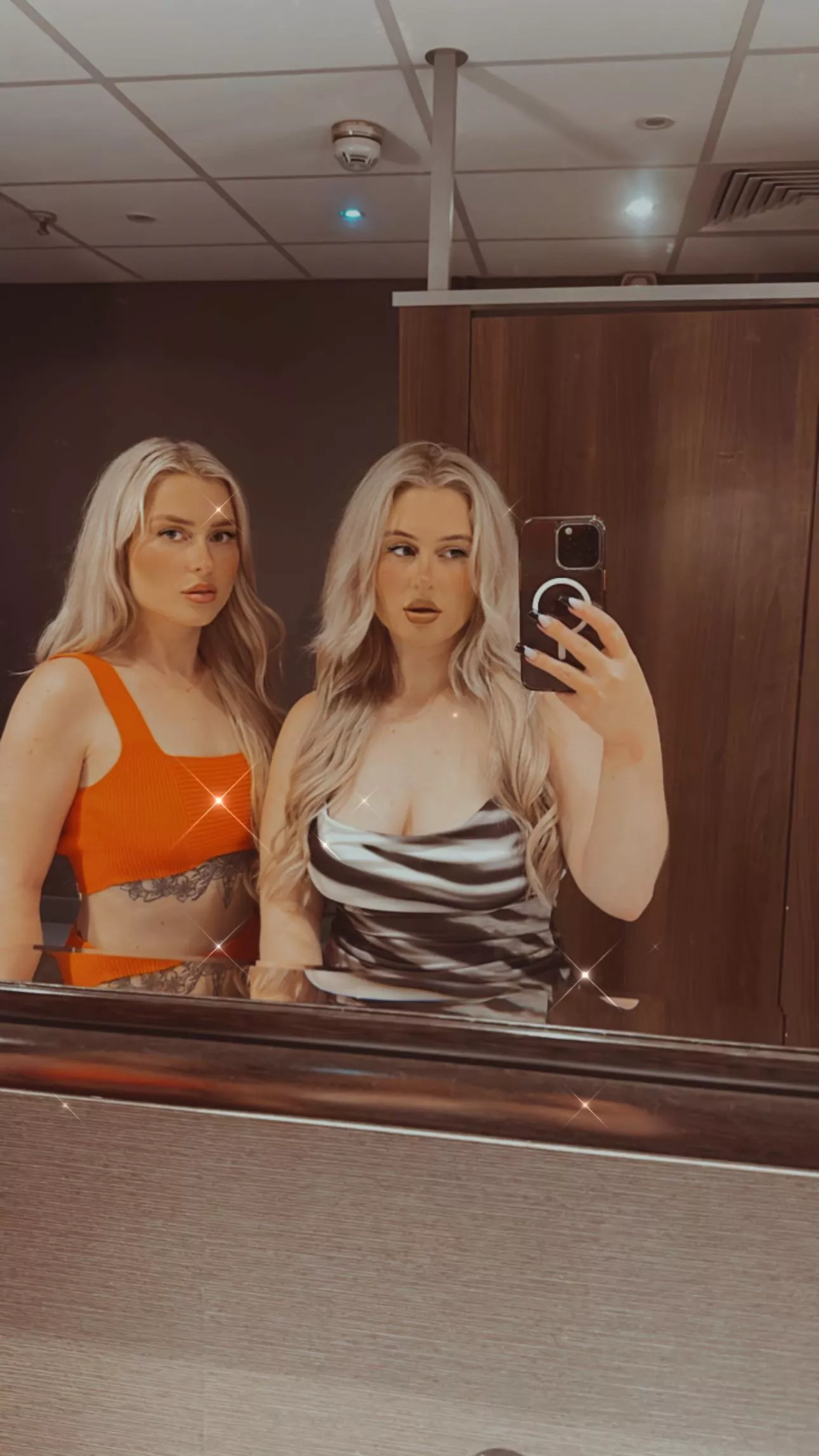 Hi my fav twin lovers posted by __sophh