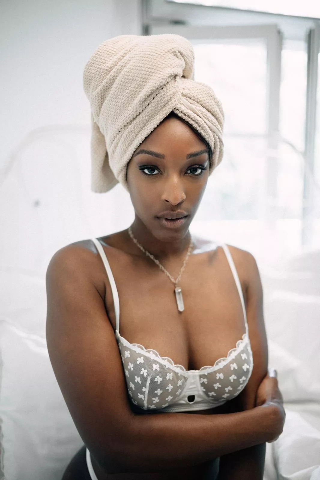 I feel like i look like nefretete in this one LMAO posted by _StormySin