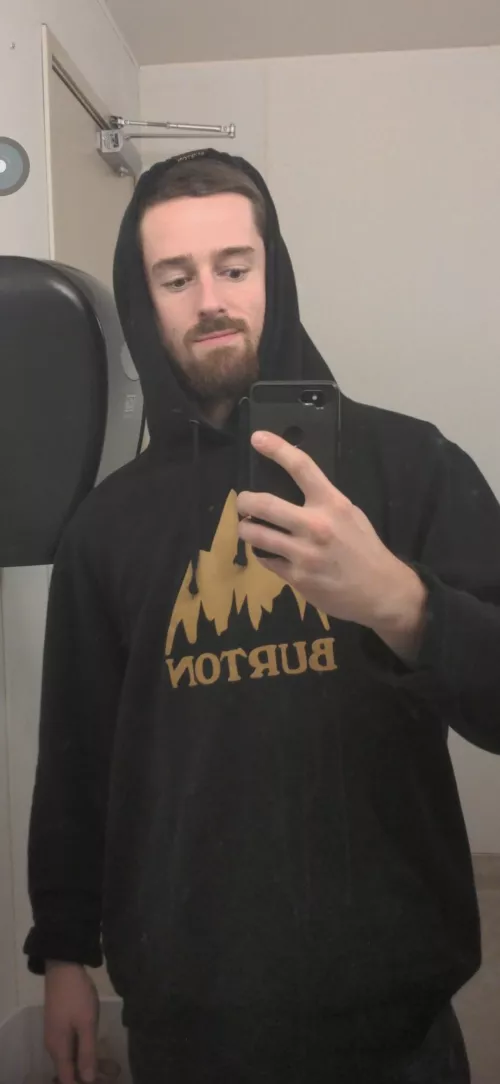 I love a good mirror selfie every now and then. 🦦 by Ok-Analyst-9056