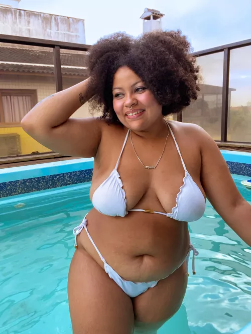 I love how my body looks in this pic by sweetcutebbw