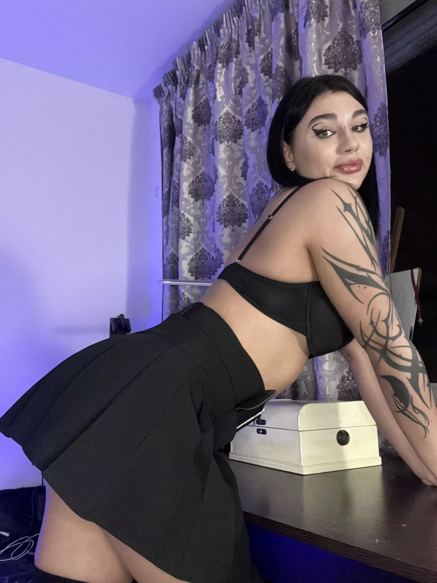 I love to fuck after school posted by stacypear