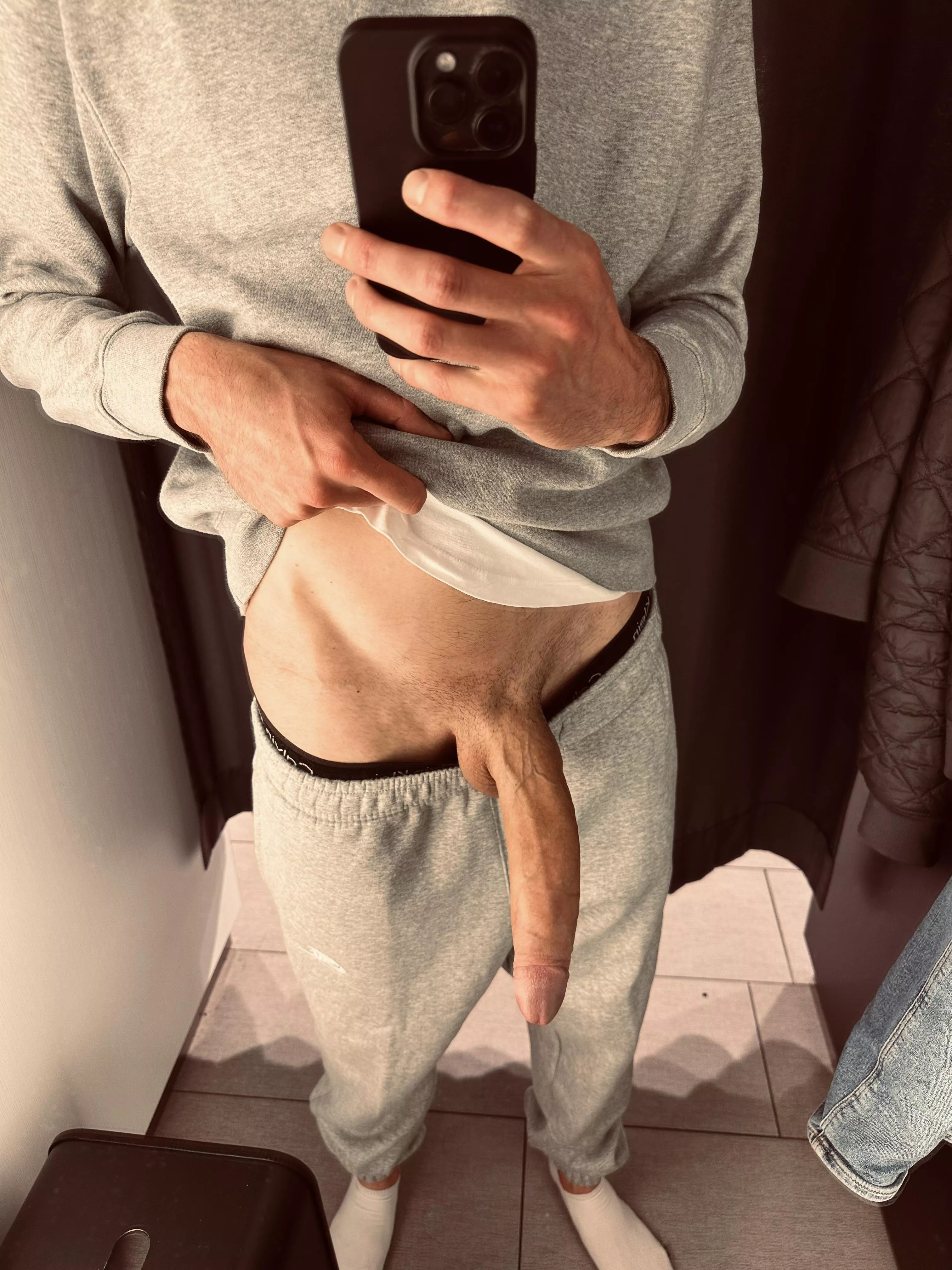 I think the changing room is a great spot to suck my cock! Do you agree? 😈 posted by Longskinnyguy