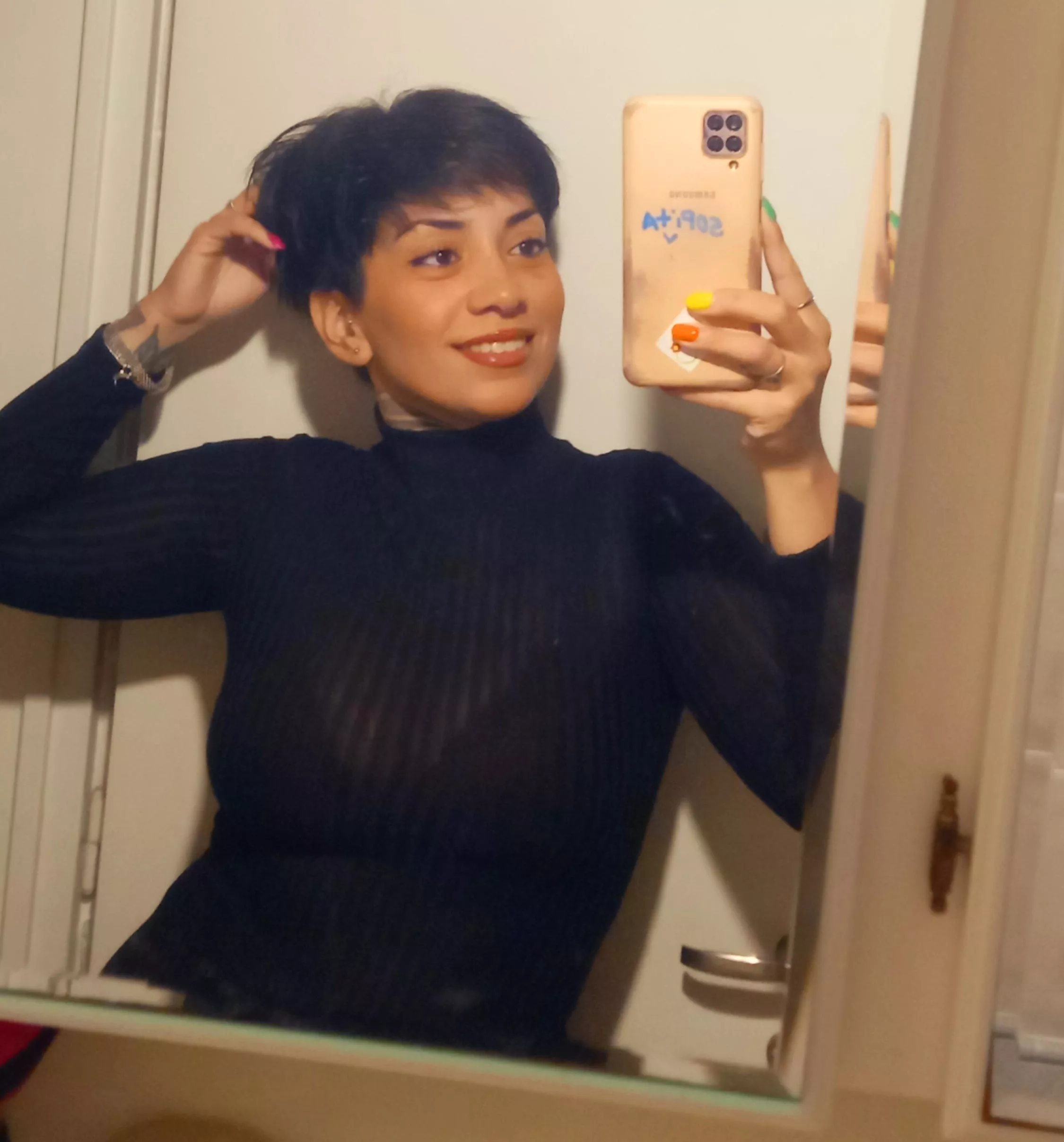 I would like my hair to be longer. posted by xxredqueenxx