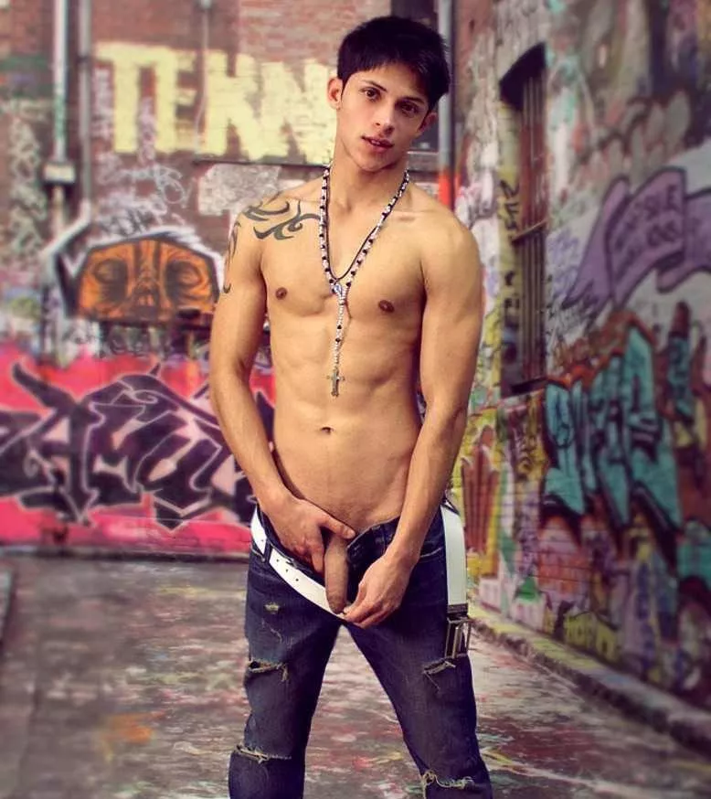 In the alley posted by PeteGuy23