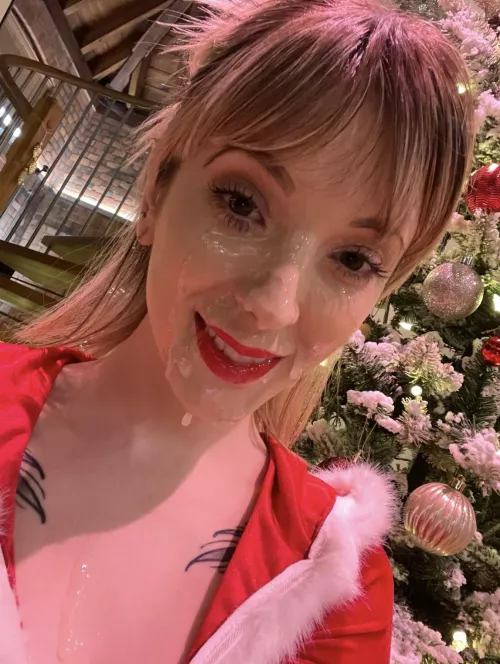 Is it too soon for a Christmas facial? 😬🎄 by jadevowofficial