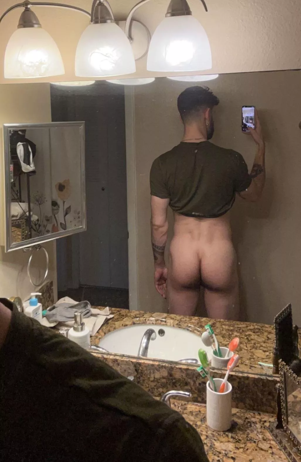 Is my mirror dirty? posted by Whattheheckisthis7