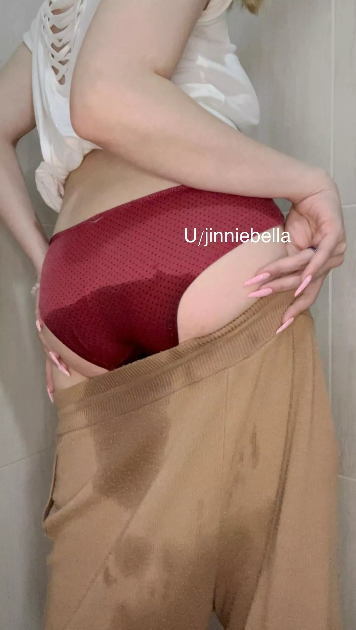 It’s been a long while since I posted here. Hi! posted by jinniebella