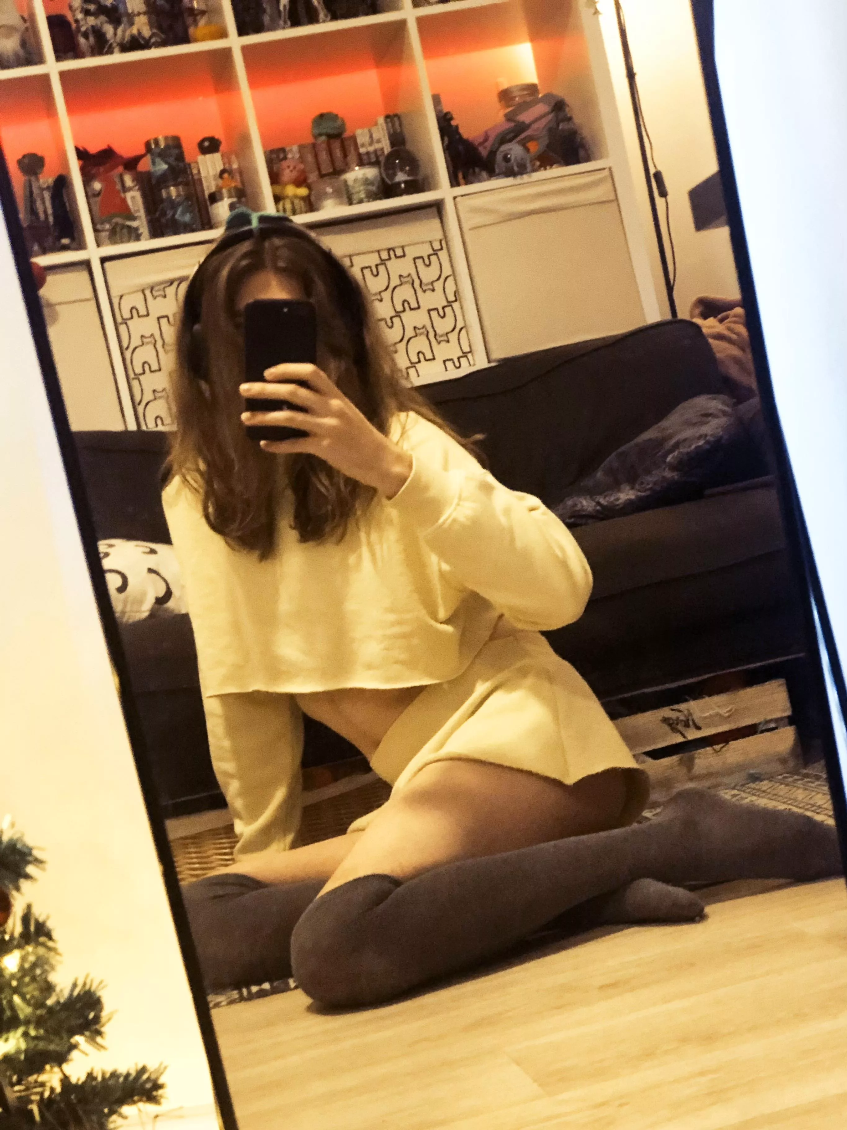 Let me brighten your day posted by CandyyKayn