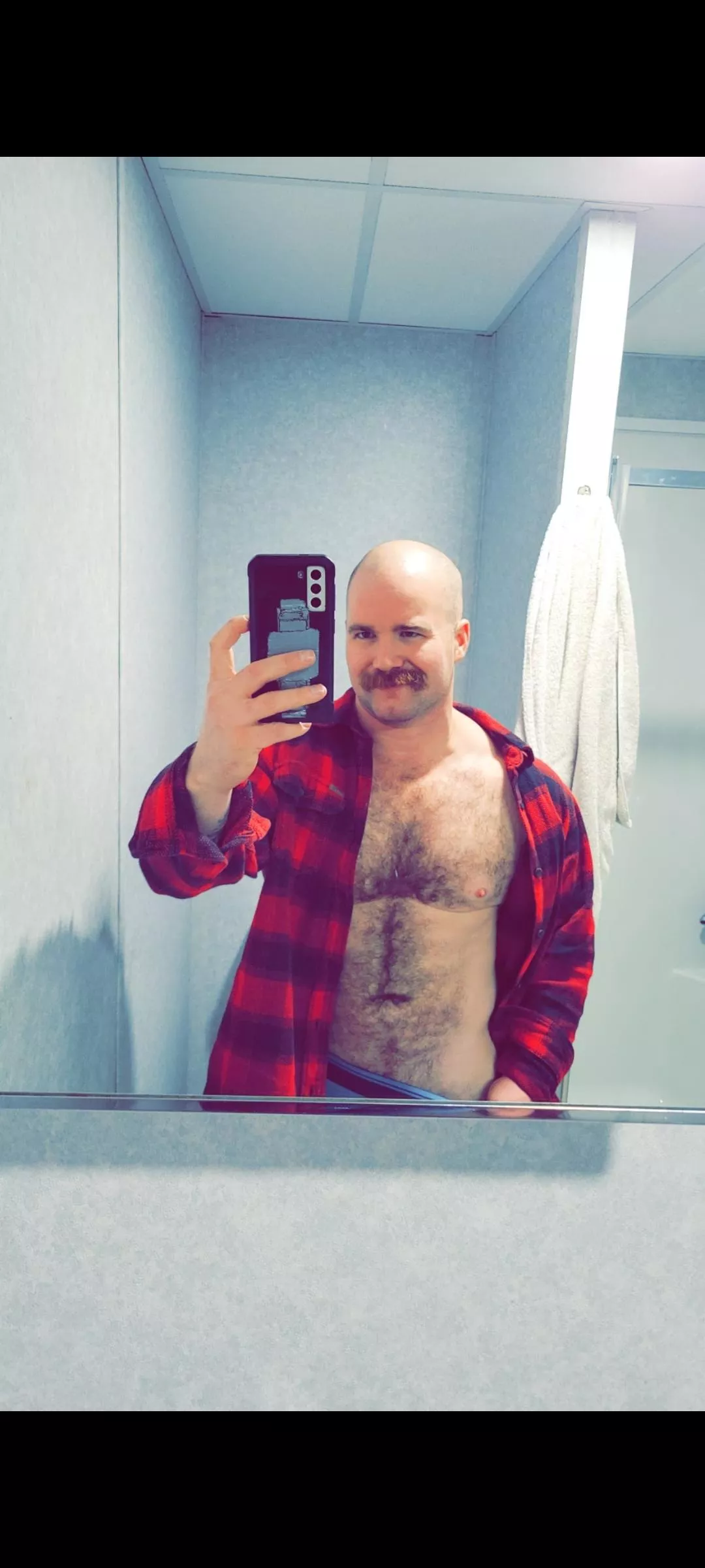 Let's waste some hot water together posted by flyinflyout2