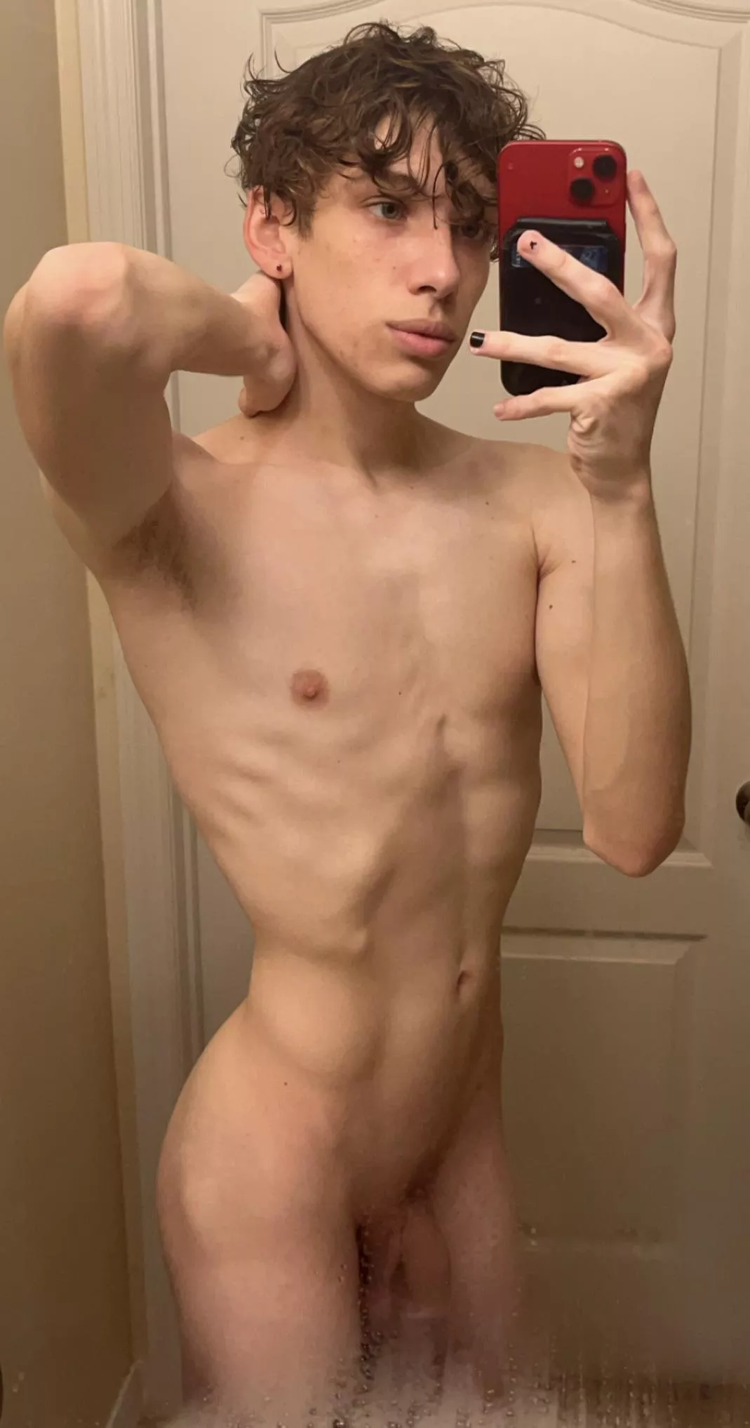 Like shaved boys?🤭 posted by YOdt4