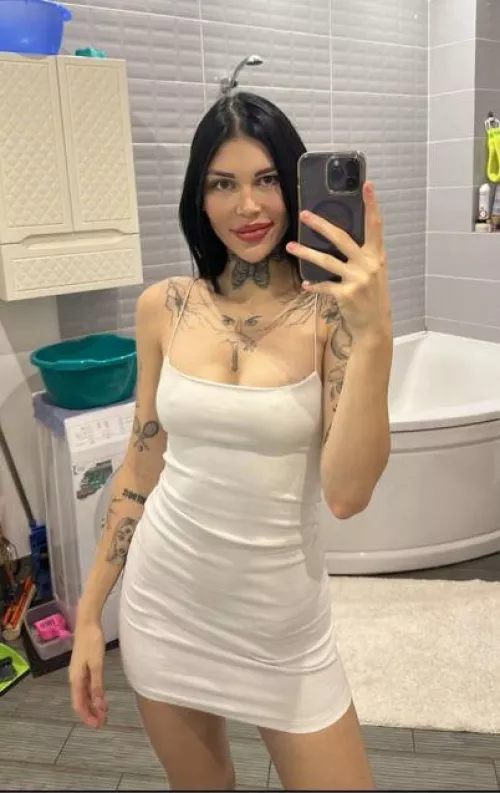 Lonely by Lonely_Brooke