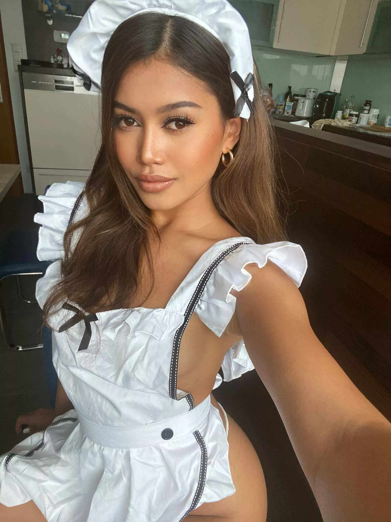 Me sending you selfies while you're at work once I finished cleaning posted by Sapphirekitty480