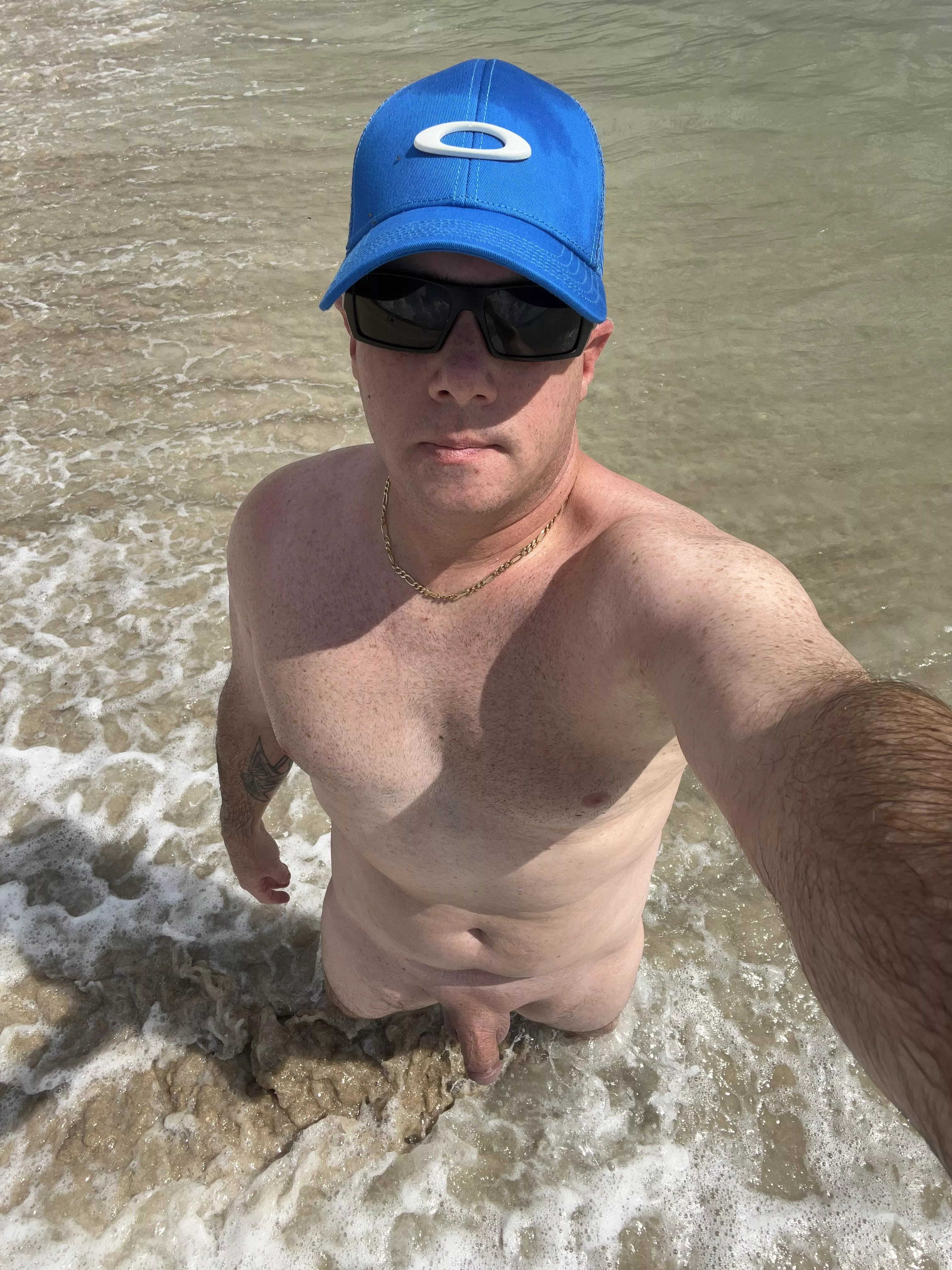 My first time at Apollo posted by FLnudistguy