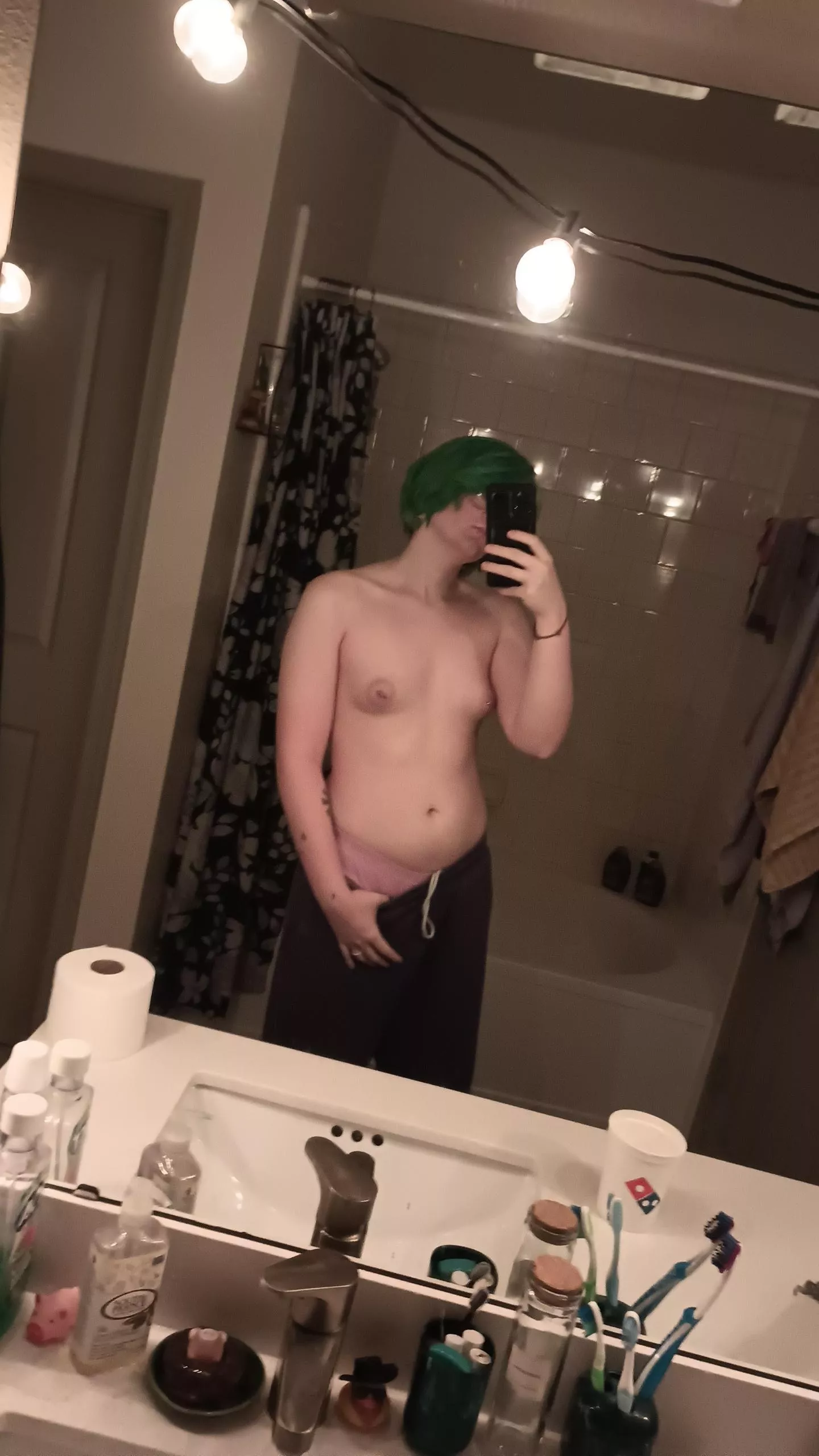 Need someone on their knees for me~ <3 posted by Amethyst_Kage