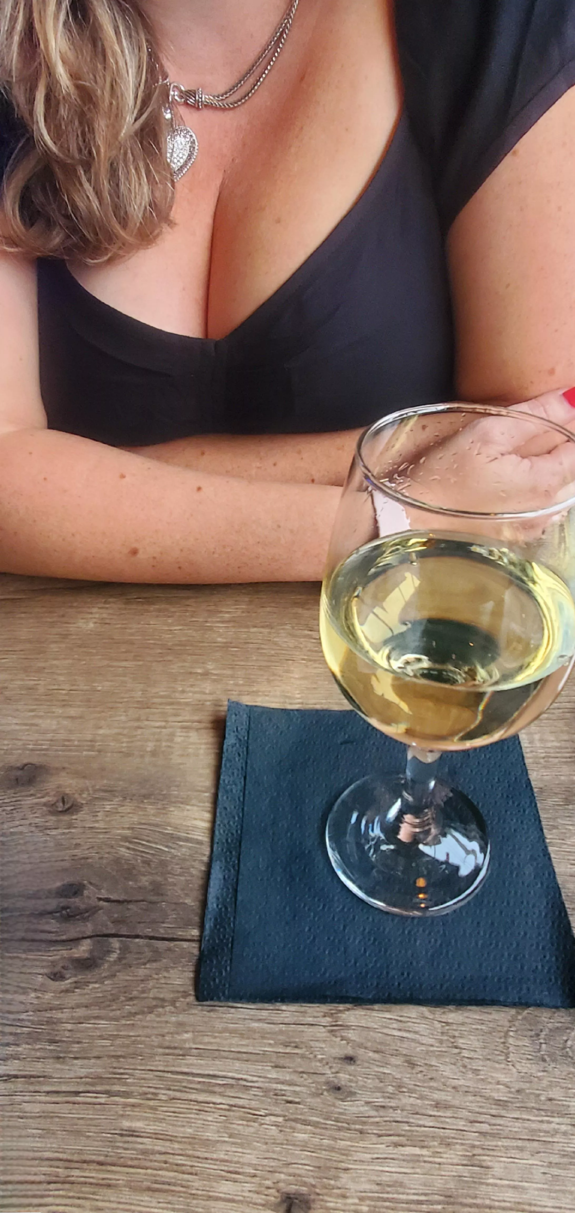 Nothing like some wine and boobs for thirsty Thursday posted by MsTeacherToes