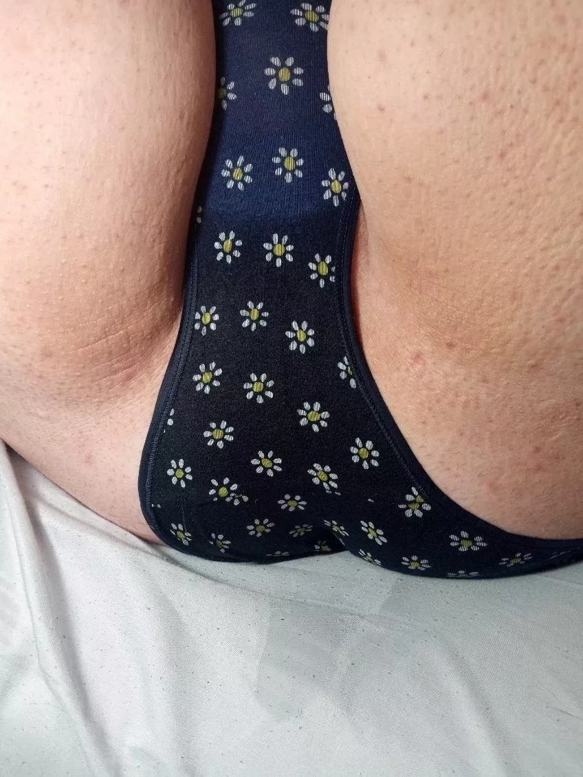 Oops 😘 posted by LacieMaee