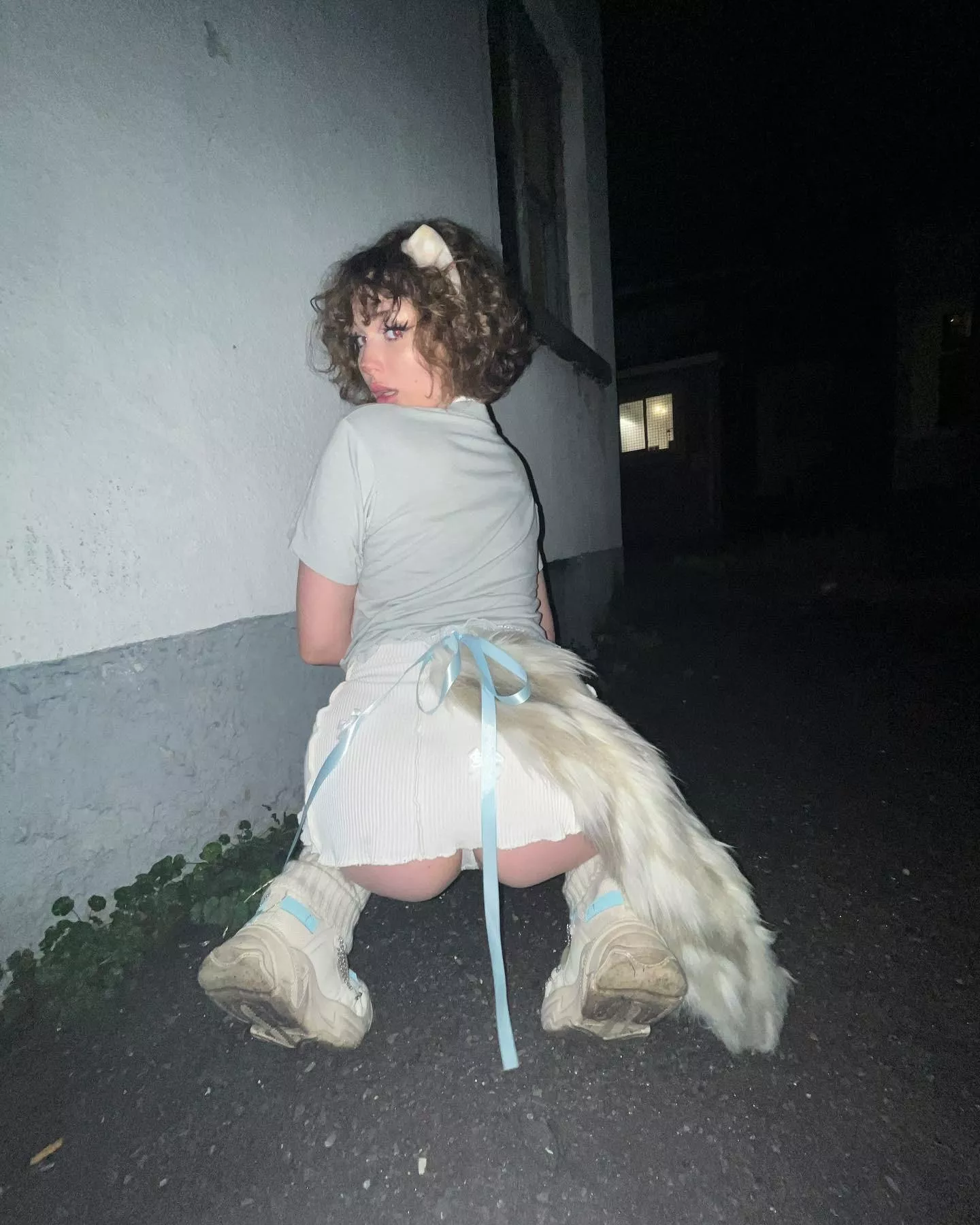 outside :o posted by realmkitten