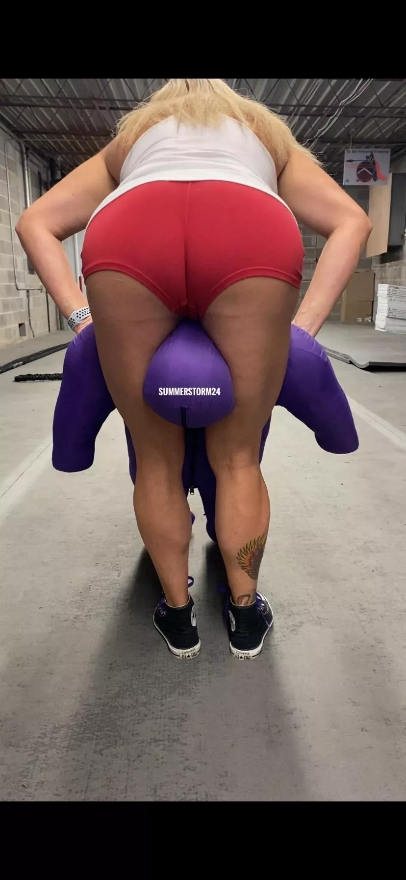 Over 40 inches of power in this big ass posted by summerstorm24