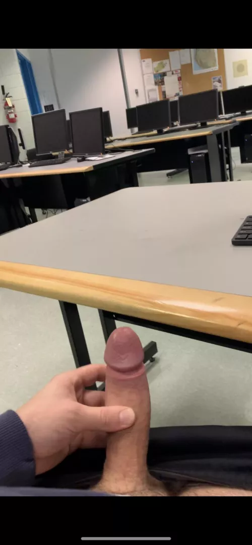 Playing in the lab by tomcat709