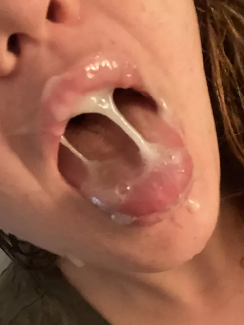 Please add to this cum load until my mouth is full by _xnicoletteex_