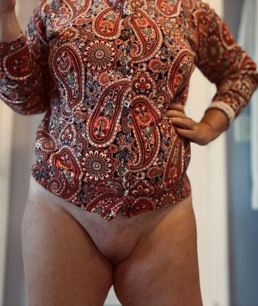 Puffy mound, cool morning by SouthernFrosting6309