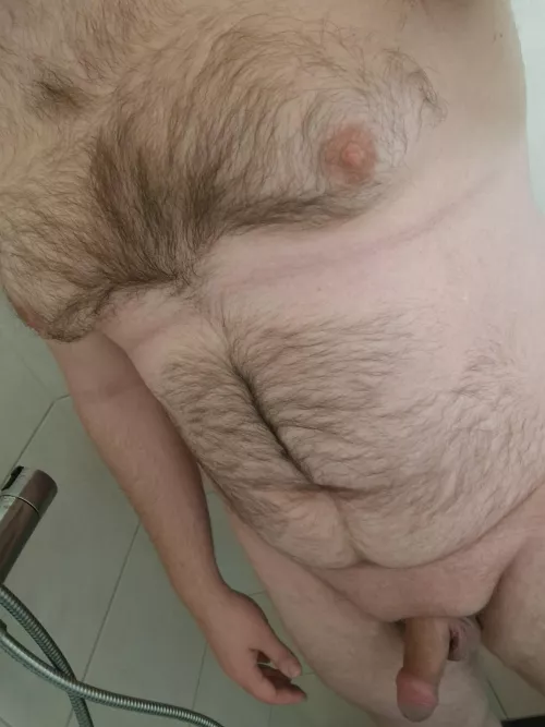 Ready for shower by Lerunqul