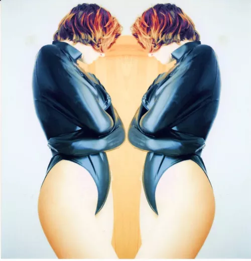 Rougerealgar7. They just started reposting their old pics back on DeviantArt after so many years of inactivity. At the moment, however, it's only at 75. Maybe we can get that number to increase. by MarkM1n