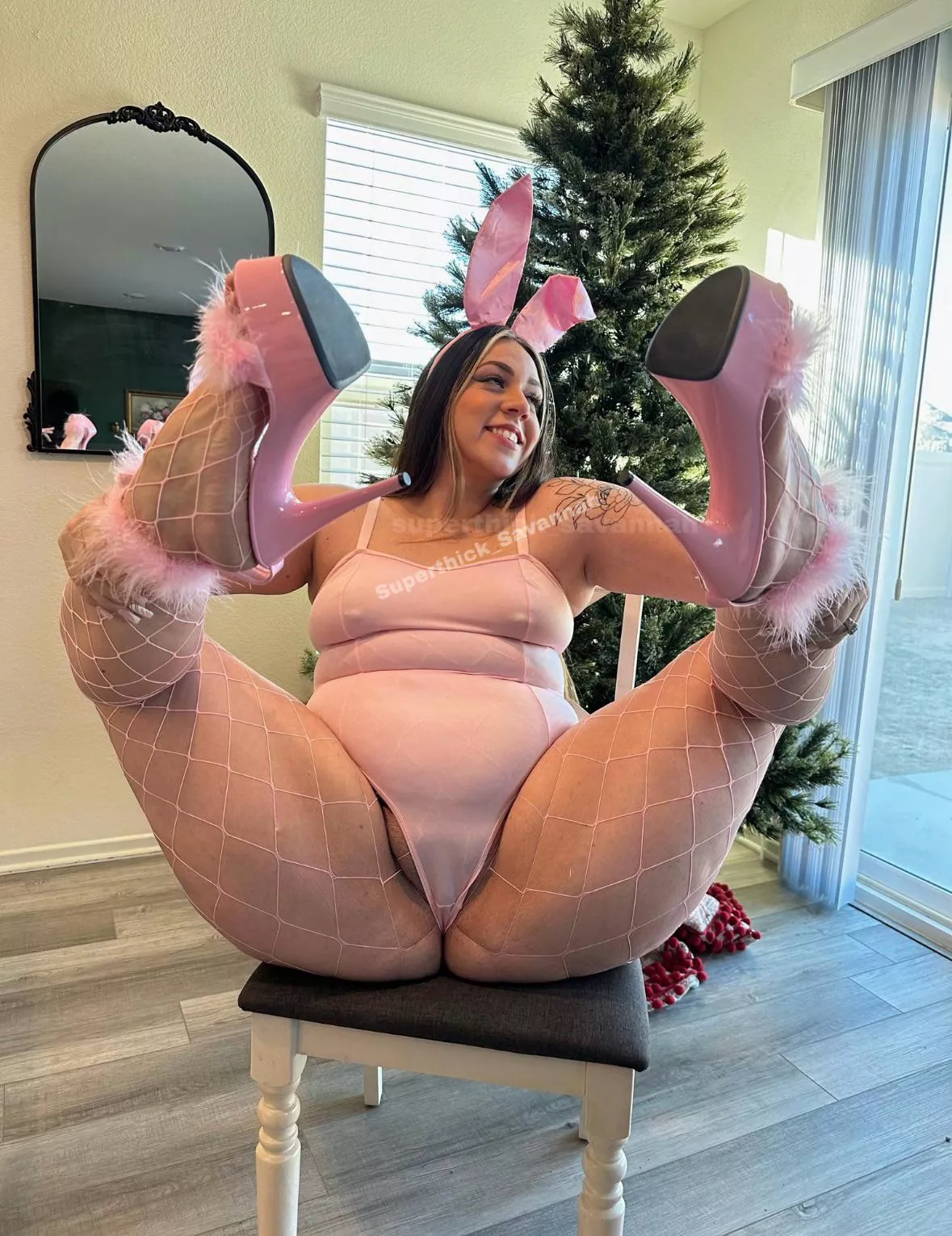 See over 535 naughty pics and videos of my Milfy self on my Onlyfans while it’s 35% OFF. Link below posted by Superthick_Savannah