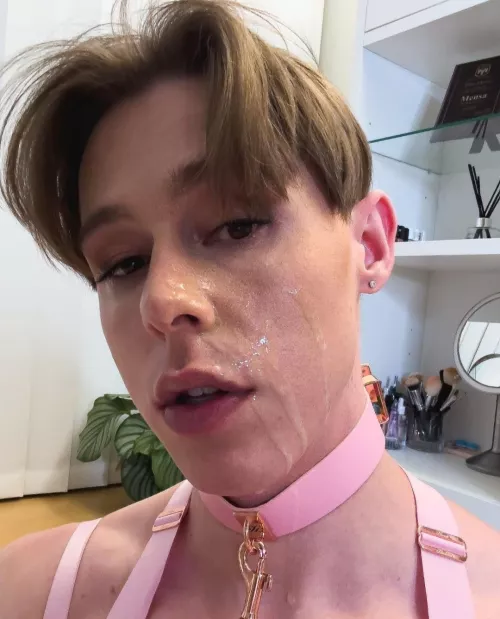 Sissy facial by chast-ricki