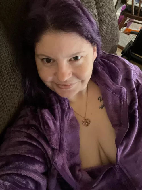 Squeeze my grapes? by Emerald_R0se