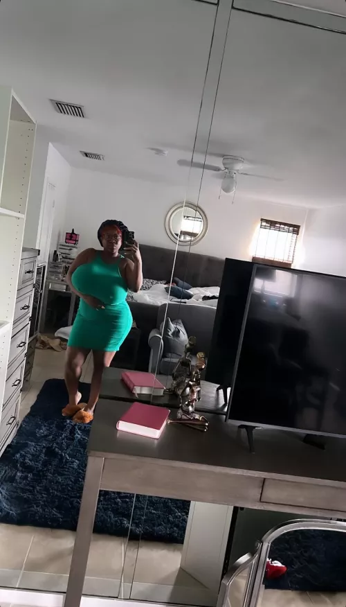 Stretching out her dress 👗 by Sn1per100