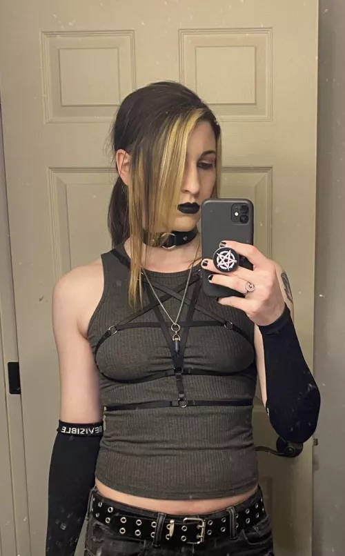 They said I got Jolyne Cujoh vibes by Radical_Pumpkin