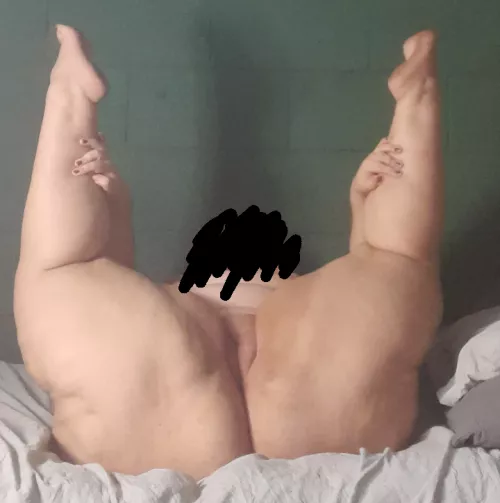 Trained and broken 25f latina bbw, howuch would you buy me for? by Maleficent-Bitch