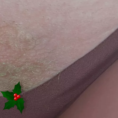 What color green do you use? I feel like green washes out the quickest and I just want to make a Christmas tree 🎄 by cvnthoney