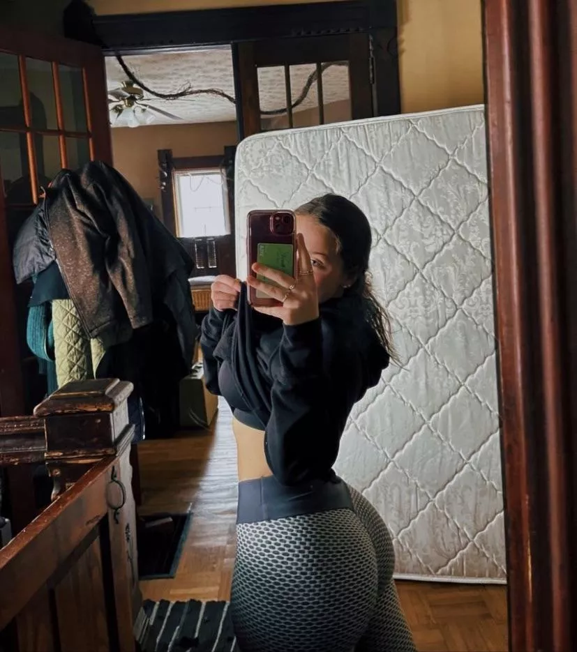 Who wants me naked ? posted by Crazjocelyn