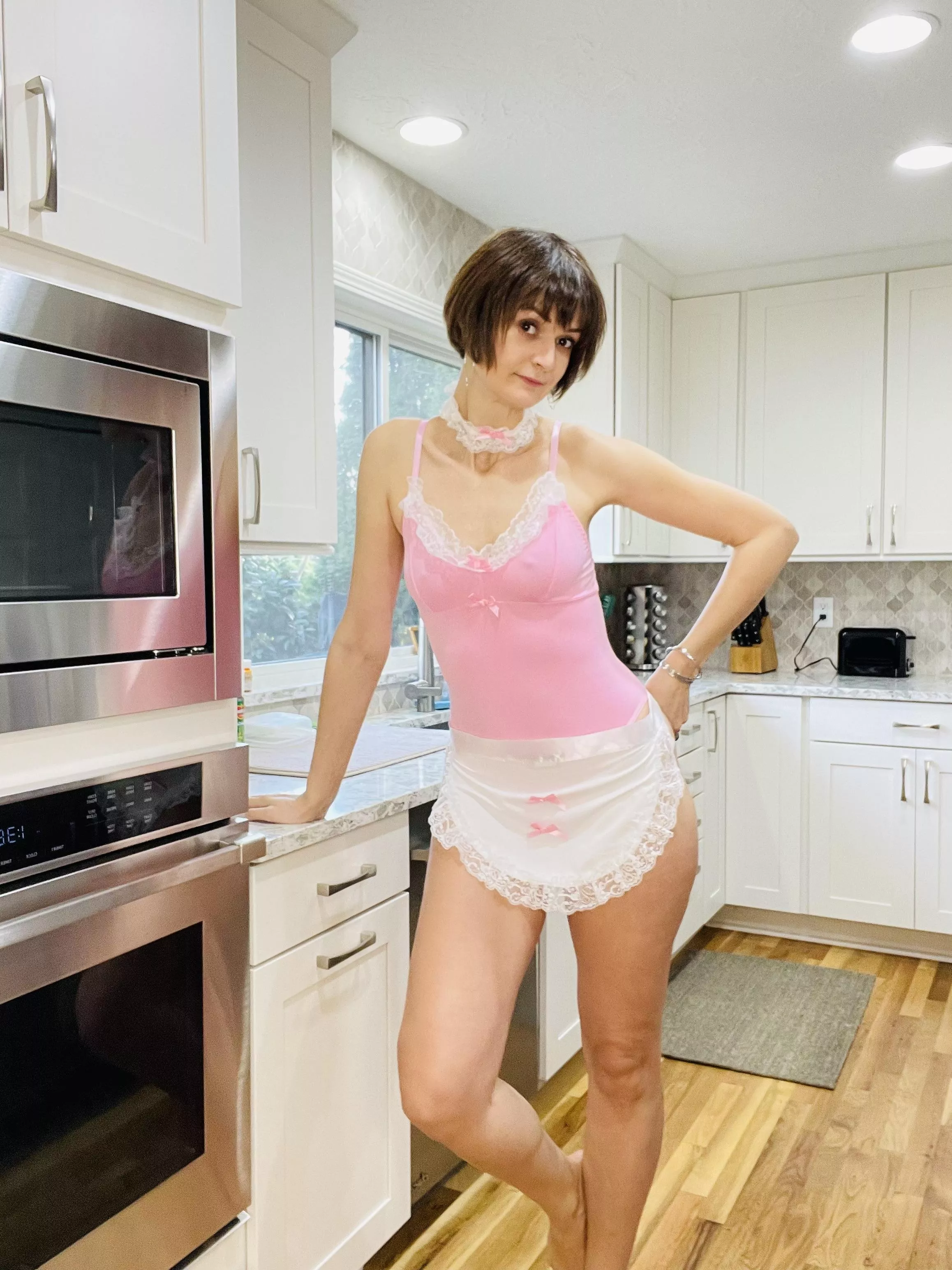 Will you help me in the kitchen?(f40) posted by masha_nova