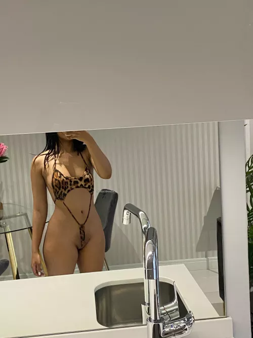 Wish I had someone to keep me company tonight! by bbycakes5x