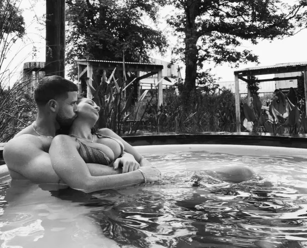 World’s luckiest man by [deleted]